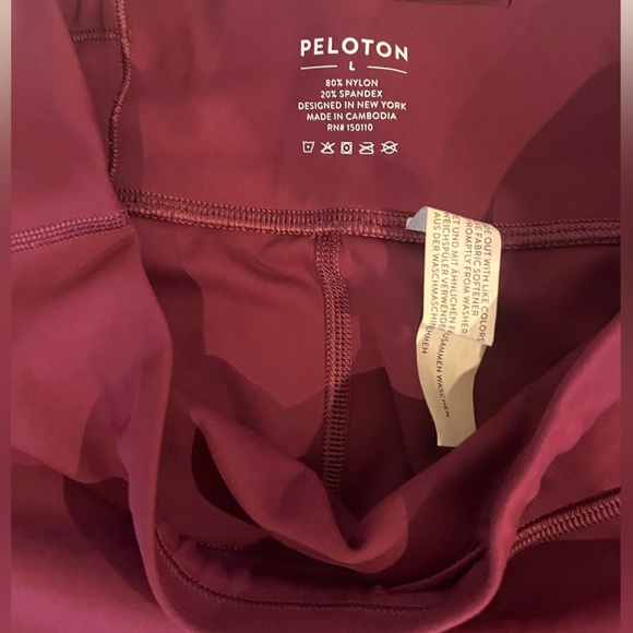 Peloton Burgundy Leggings - Picture 4 of 6